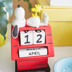 Hallmark Peanuts Snoopy Perpetual Calendar (Smile) Office Supplies - Image 2