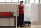 Quartet Workstation Privacy Screen, 36" x 48", For Cubicle or Office, Adjustable Height, Sliding, Sturdy Aluminum Frame, Includes Attachable Whiteboard (WPS1000) - Image 3