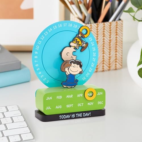 Hallmark Peanuts Magnetic Perpetual Calendar (Charlie Brown and Lucy) - Image 2