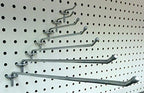 1" Peg Hooks, Pegboard Display Panel Hangers - 100 Pack - Image 2