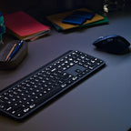 Logitech MX Keys Combo for Business Keyboard and Mouse - Graphite - Image 2