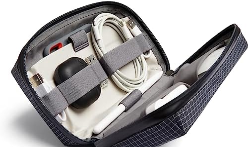 Bellroy Tech Kit (Tech Accessories Organizer Pouch, Zipper Closure Design, Stores Power Bank, Phone Charger, Cables & More, Internal) - Image 3